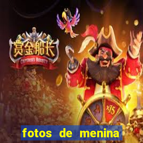 fotos de menina fake cacheada