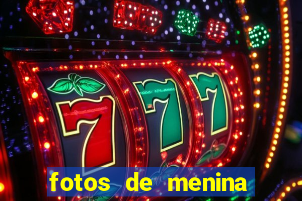 fotos de menina cacheada fake