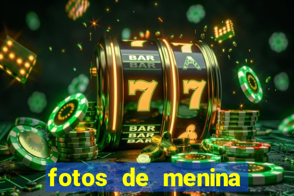 fotos de menina cacheada fake