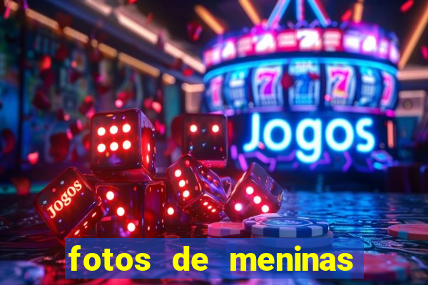 fotos de meninas cacheadas no espelho