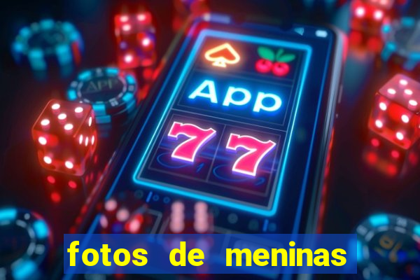 fotos de meninas no espelho fake