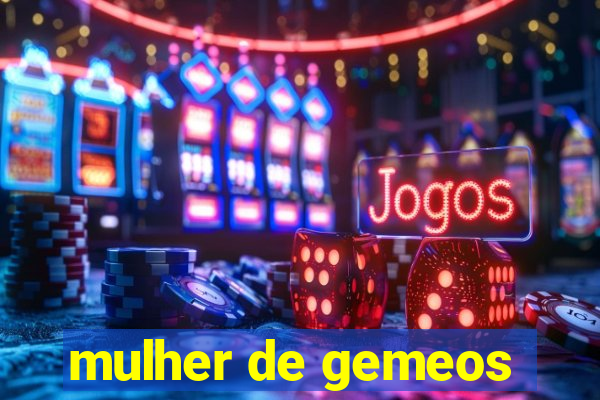 mulher de gemeos